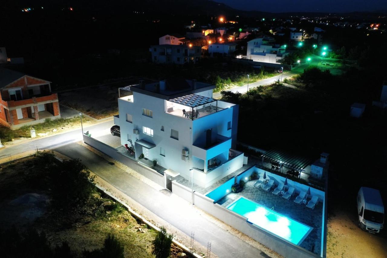 Villa Silver Starigrad Paklenica Exteriör bild