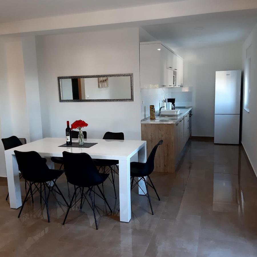 Villa Silver Starigrad Paklenica Exteriör bild