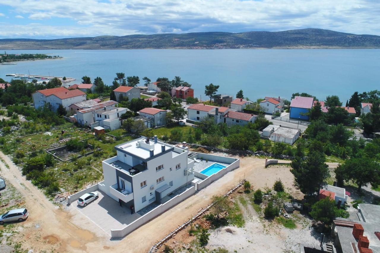 Villa Silver Starigrad Paklenica Exteriör bild